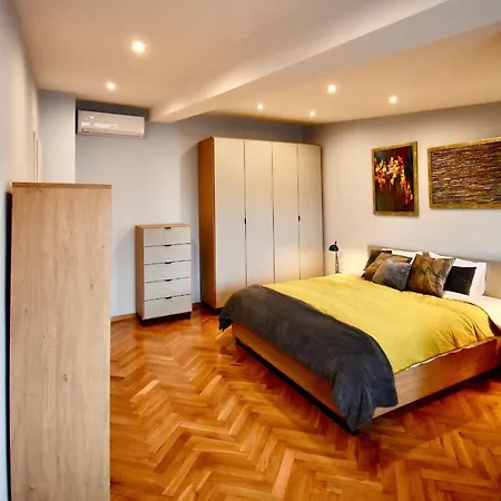 Krib Apartament *